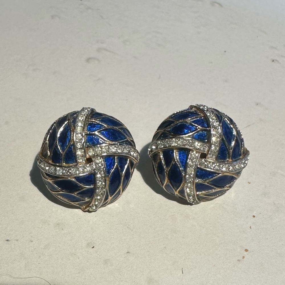 RARE Vintage Crown Trifari Blue Enamel Rhinestone Clip-on Earrings 1950s/60s